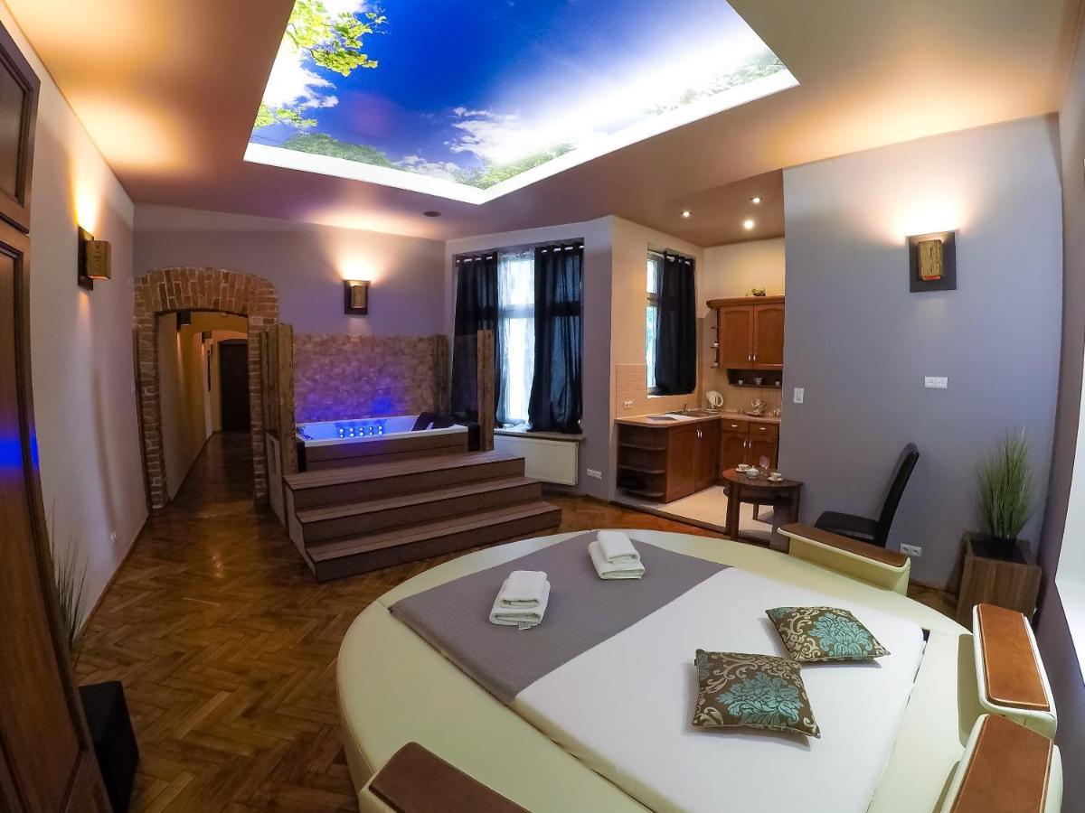 Apartament Z Jacuzzi Krakow Rynek Esterno foto