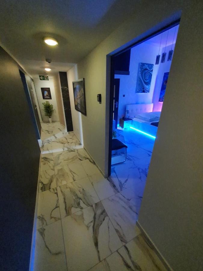 Apartament Z Jacuzzi Krakow Rynek Esterno foto