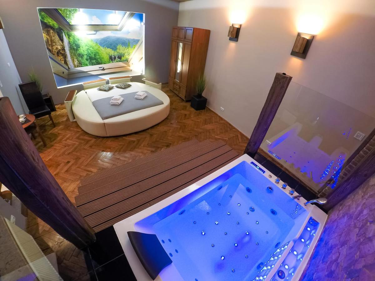 Apartament Z Jacuzzi Krakow Rynek Esterno foto