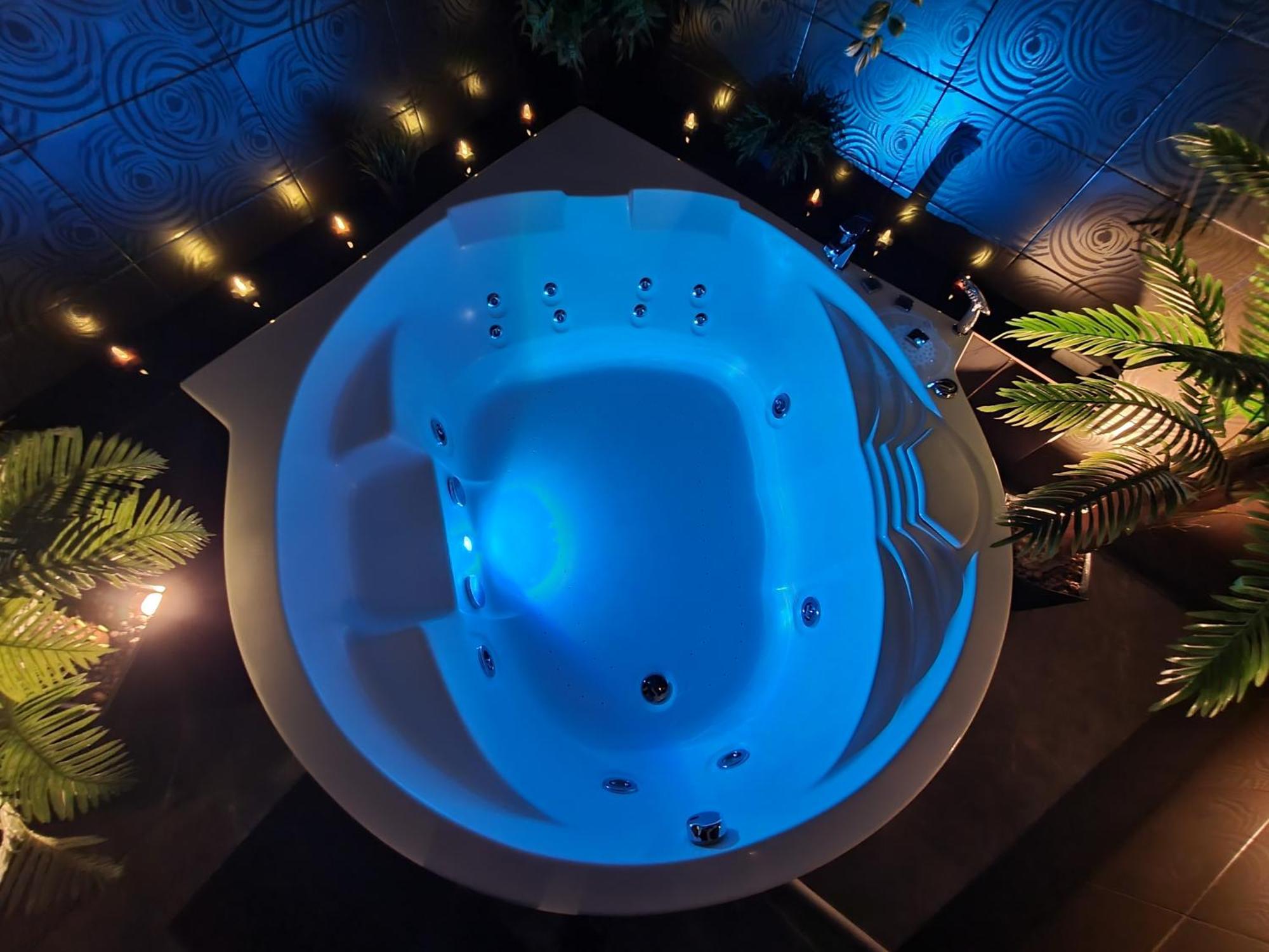 Apartament Z Jacuzzi Krakow Rynek Esterno foto