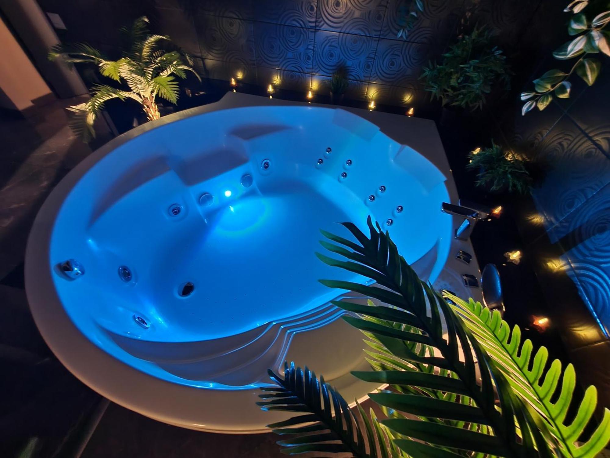 Apartament Z Jacuzzi Krakow Rynek Esterno foto