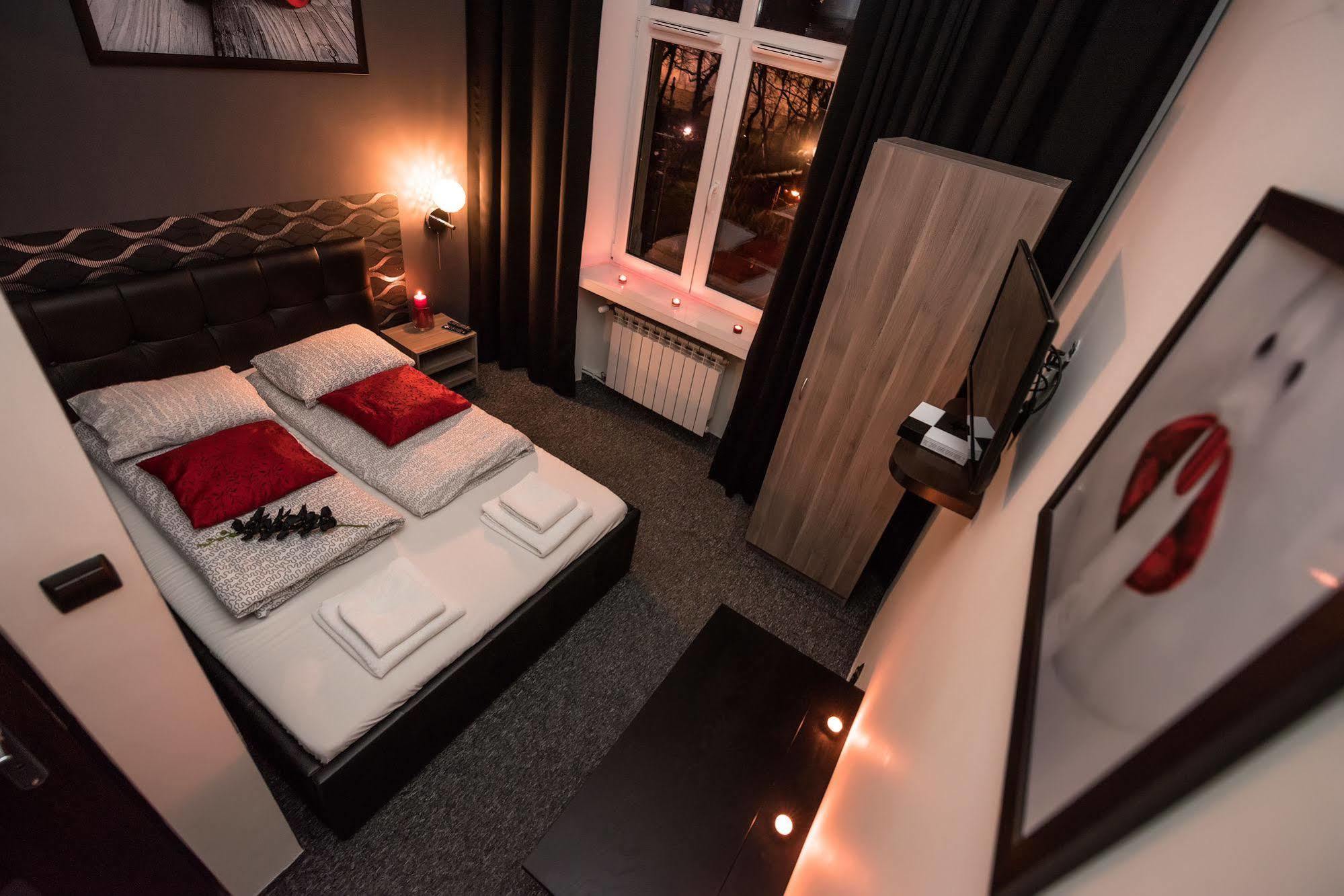Apartament Z Jacuzzi Krakow Rynek Esterno foto