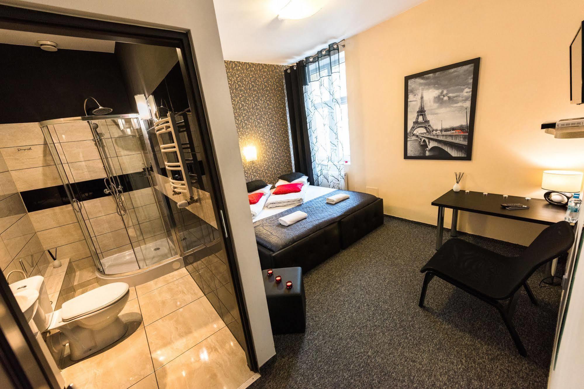 Apartament Z Jacuzzi Krakow Rynek Esterno foto